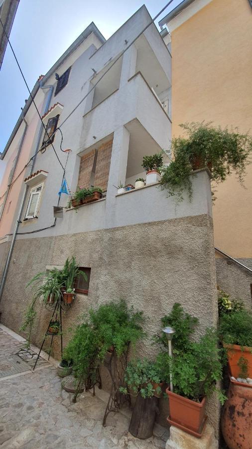 Franceska Apartmani كريس المظهر الخارجي الصورة