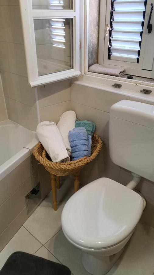 Franceska Apartmani كريس المظهر الخارجي الصورة