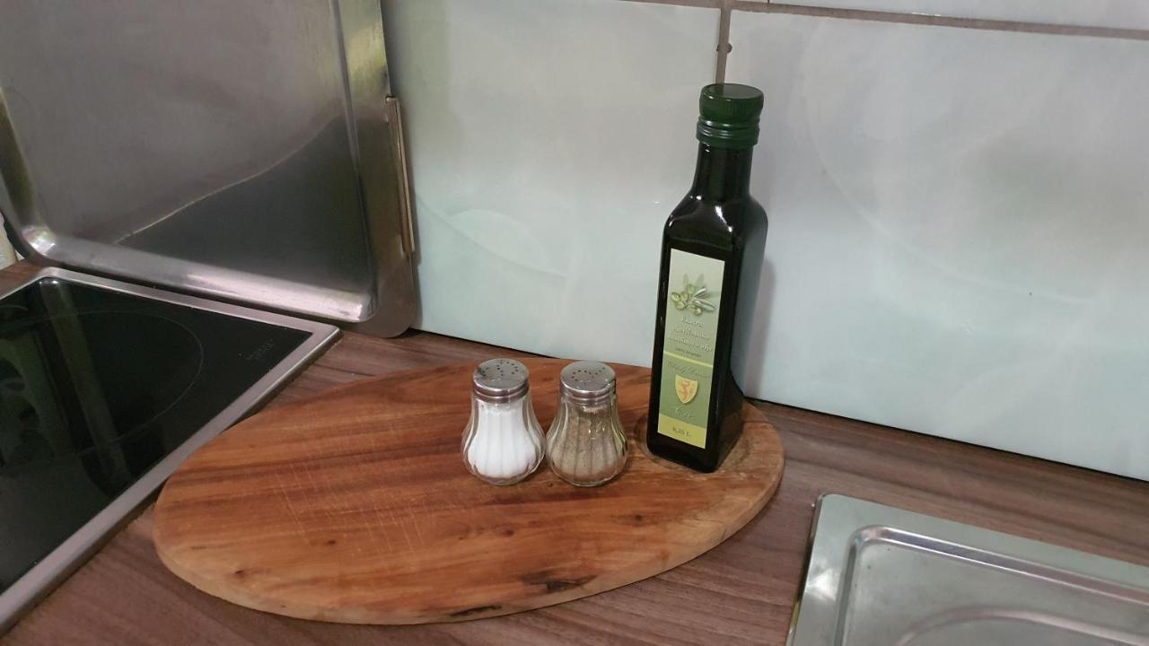Franceska Apartmani كريس المظهر الخارجي الصورة