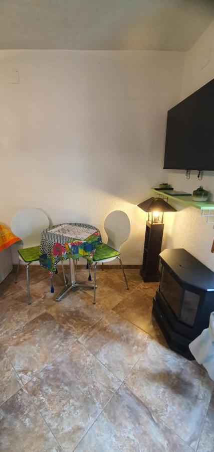 Franceska Apartmani كريس المظهر الخارجي الصورة