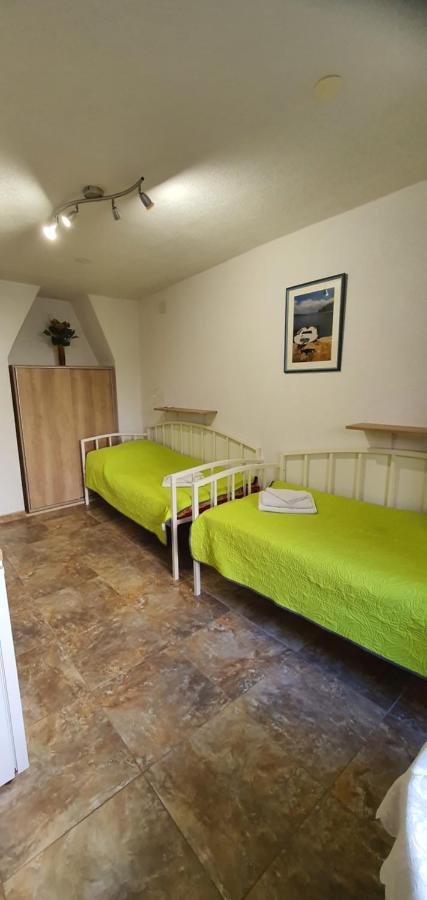 Franceska Apartmani كريس المظهر الخارجي الصورة